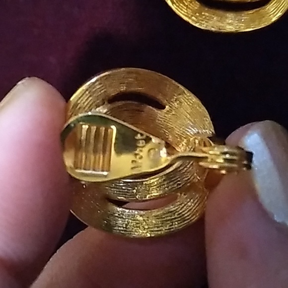 Vintage MONÈT Earrings - Picture 3 of 7